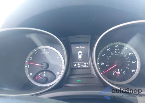 2015 Hyundai Santa Fe Sport 2.4L from USA, damaged, VIN 5XYZT3LB2FG261274